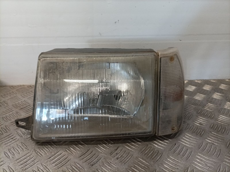 Recambio de faro izquierdo para lancia y10 fire referencia OEM IAM   