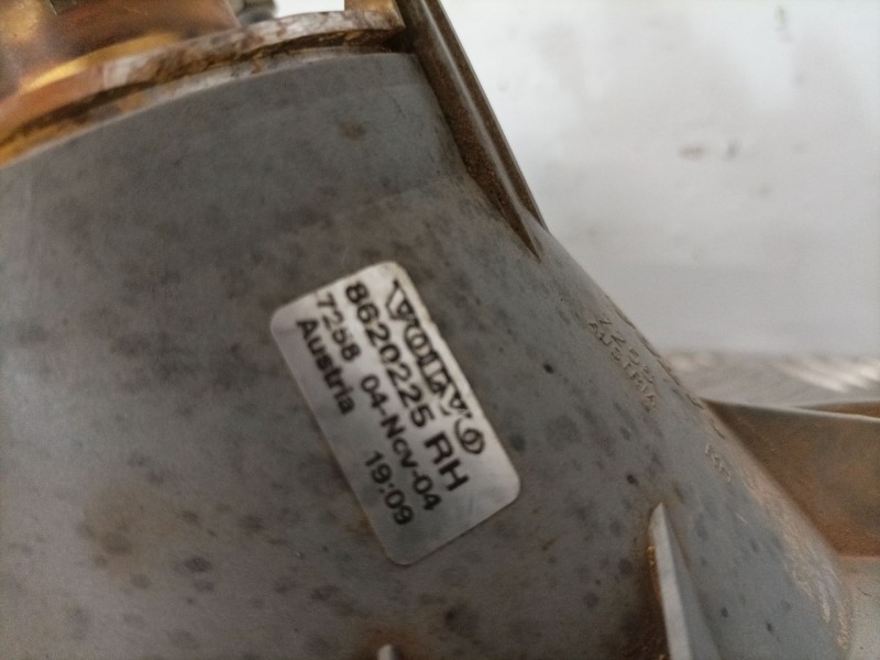 Recambio de faro antiniebla derecho para volvo s80 berlina 2.5 d referencia OEM IAM 8620225   Recambio de faro antiniebla derecho para volvo s80 berlina 2.5 d referencia OEM IAM 8620225