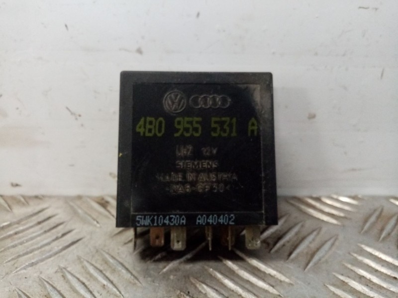 Recambio de rele para seat leon (1m1) 1.6 16 v referencia OEM IAM 4B0955531A 377  Recambio de rele para seat leon (1m1) 1.6 16 v referencia OEM IAM 4B0955531A 377