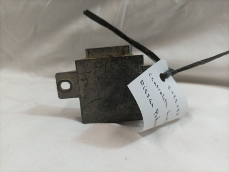 Recambio de centralita limpia para nissan patrol (cy260) referencia OEM IAM 28575G9800 28575G9800 28575