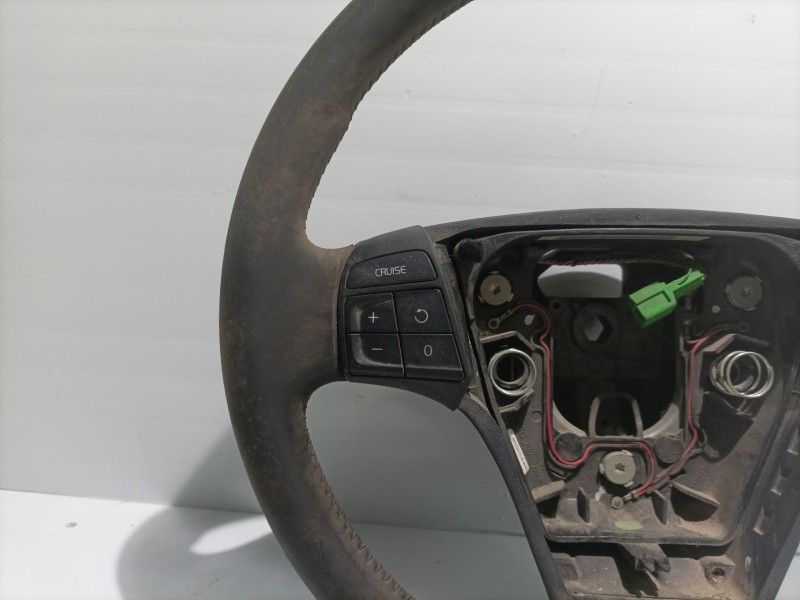 Recambio de volante para volvo s40 berlina 1.9 diesel cat referencia OEM IAM 30778754 3077875481490200 PV55160080