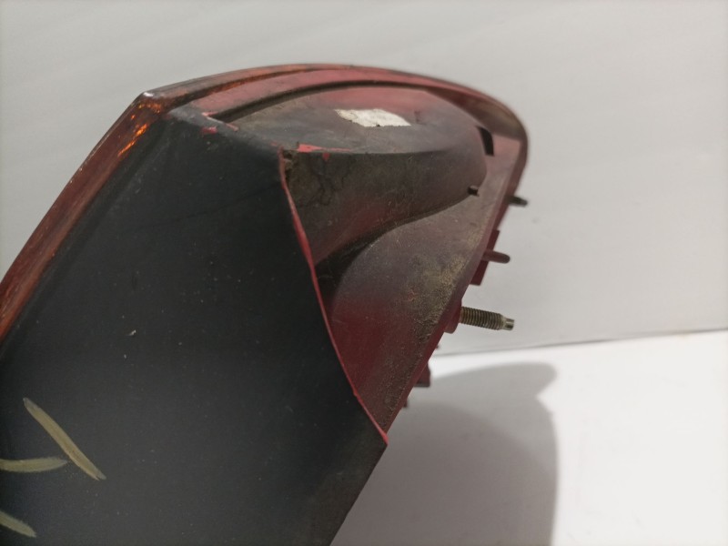 Recambio de piloto trasero izquierdo para audi a4 berlina (b5) 1.9 tdi referencia OEM IAM   