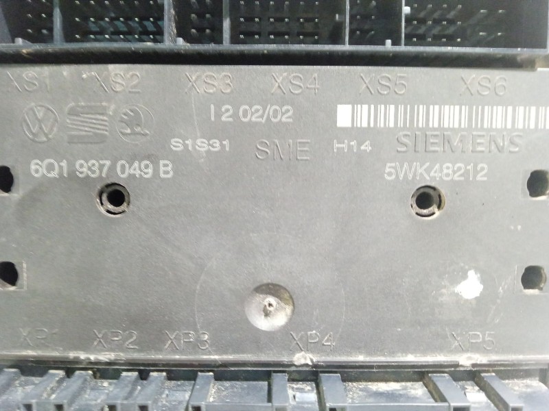 Recambio de modulo electronico para volkswagen polo (9n1) 1.2 12v referencia OEM IAM 6Q1937049B 5WK8212 