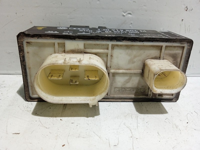 Recambio de modulo encendido para volkswagen polo (9n1) 1.2 12v referencia OEM IAM 1J0919506M  