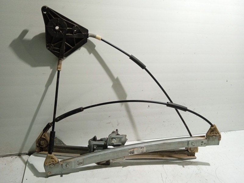 Recambio de elevalunas delantero derecho para volkswagen polo (9n1) 1.2 12v referencia OEM IAM 6Q3837462J  