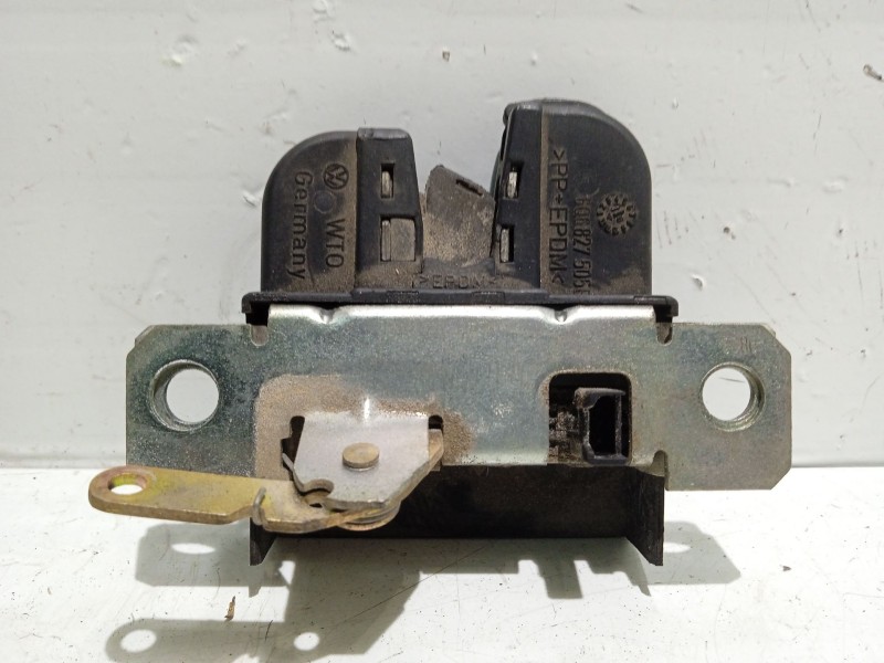 Recambio de cerradura maletero / porton para volkswagen polo (9n1) 1.2 12v referencia OEM IAM 6Q6827505B  