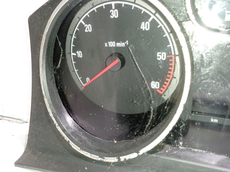 Recambio de cuadro instrumentos para opel zafira b 1.9 cdti referencia OEM IAM 13225988  