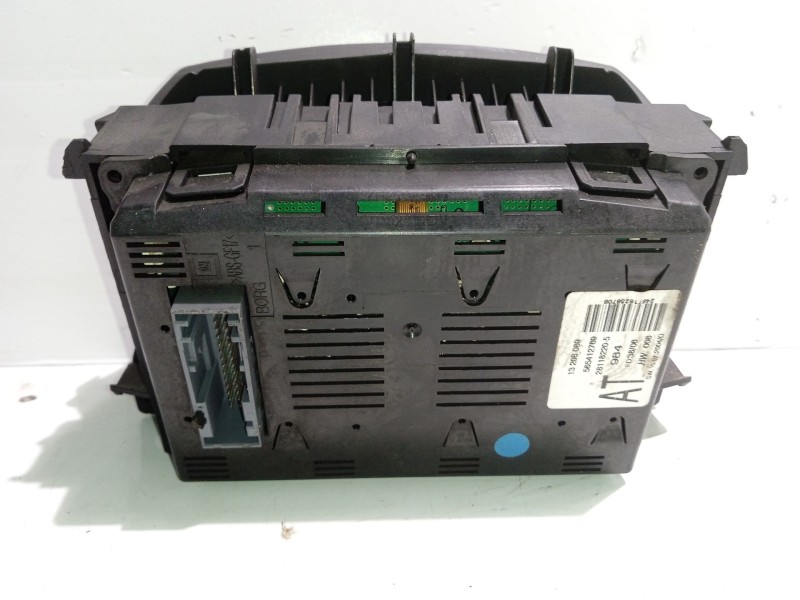 Recambio de consola central para opel zafira b 1.9 cdti referencia OEM IAM 13208089 565412769 