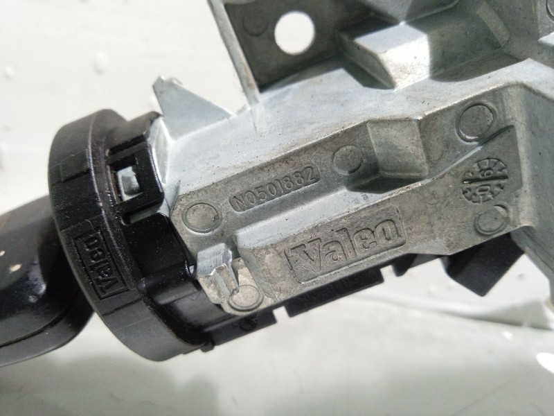 Recambio de conmutador de arranque para opel zafira b 1.9 cdti referencia OEM IAM N0501882  