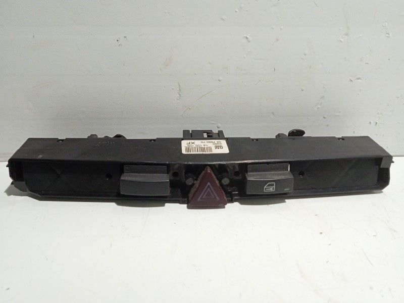 Recambio de warning para opel zafira b 1.9 cdti referencia OEM IAM 13100105  