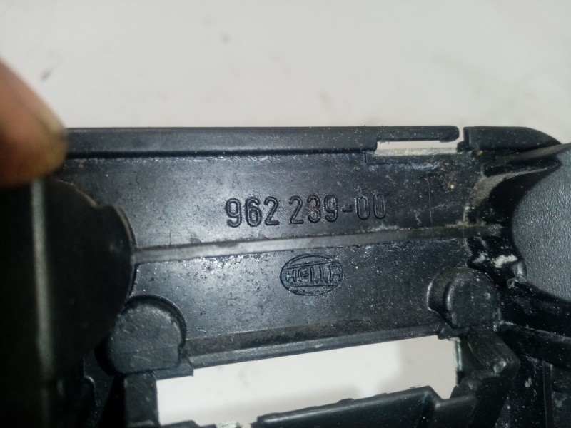 Recambio de portalamparas izquierdo para seat ibiza ii (6k1) 1.9 sdi referencia OEM IAM 96223900  