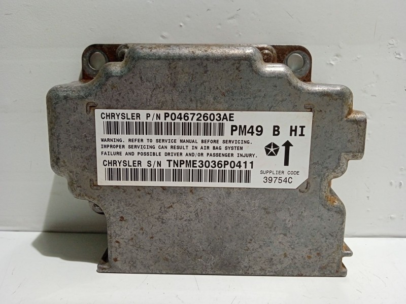 Recambio de centralita airbag para dodge caliber 2.0 crd referencia OEM IAM P04672603AE  