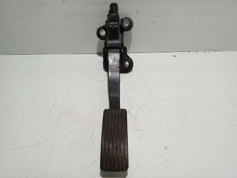 Recambio de pedal acelerador para dodge caliber 2.0 crd referencia OEM IAM 04891585AB  