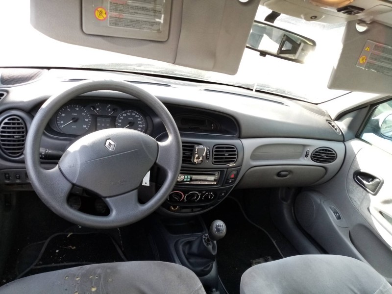 renault megane i fase 2 berlina (ba0) 1.6   |   0.99 - 0.02 | 1999 - 2002 | 107 cv / 79 kw del año 1999