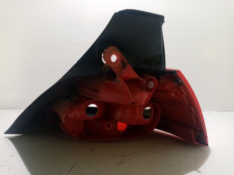 Recambio de piloto trasero izquierdo para renault megane ii (bm0/1_, cm0/1_) 1.5 dci (bm1e, cm1e) referencia OEM IAM 8200413214 