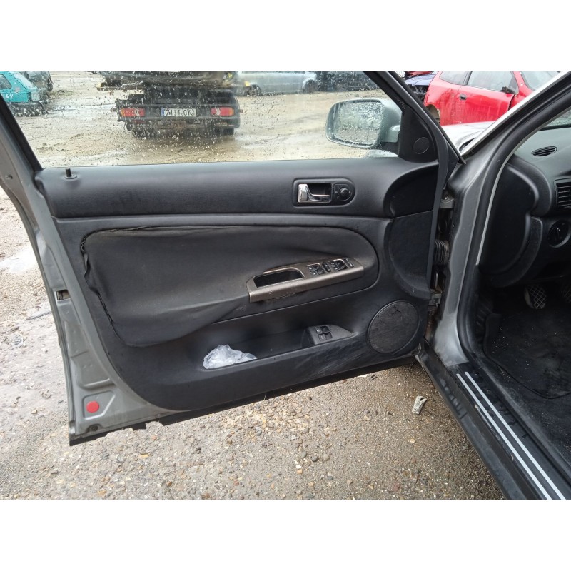 volkswagen passat b5.5 variant (3b6) del año 2003