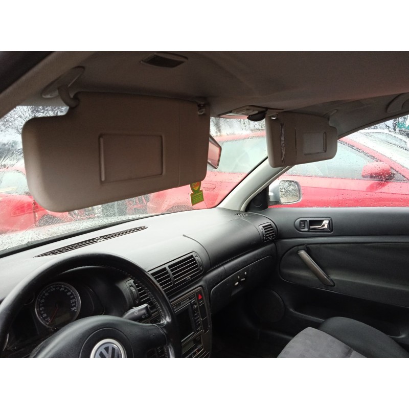 volkswagen passat b5.5 variant (3b6) del año 2003