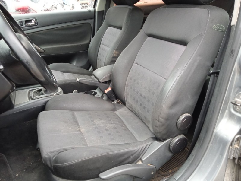 volkswagen passat b5.5 variant (3b6) del año 2003