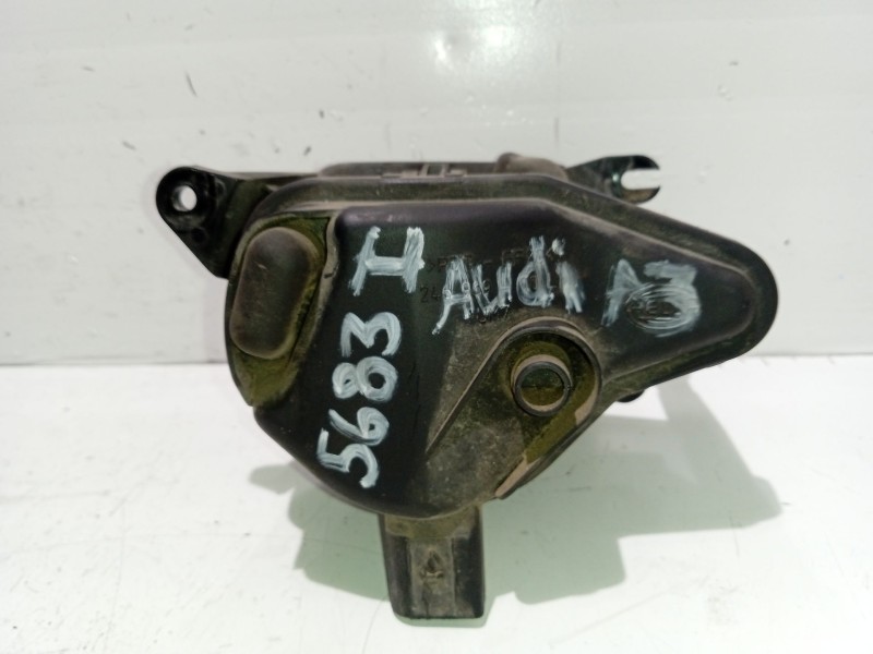 Recambio de faro antiniebla izquierdo para audi a3 (8p1) 2.0 tdi 16v referencia OEM IAM 8P0941699A  