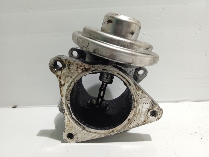 Recambio de valvula egr para audi a3 (8p1) 2.0 tdi 16v referencia OEM IAM 038131501AN  