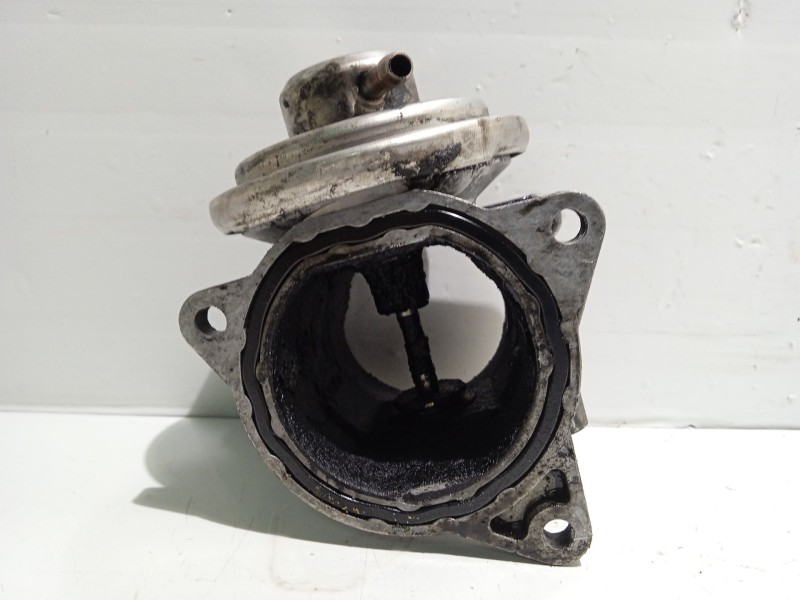 Recambio de valvula egr para audi a3 (8p1) 2.0 tdi 16v referencia OEM IAM 038131501AN  