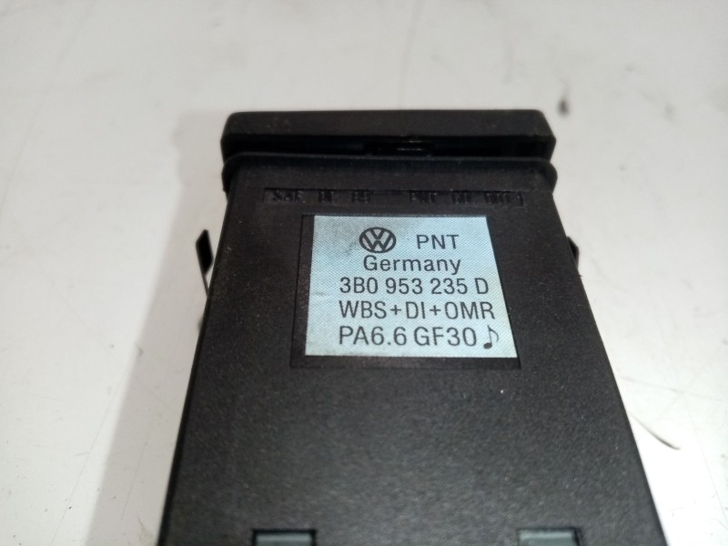Recambio de warning para volkswagen passat b5.5 variant (3b6) 1.9 tdi referencia OEM IAM 3B0953235D  