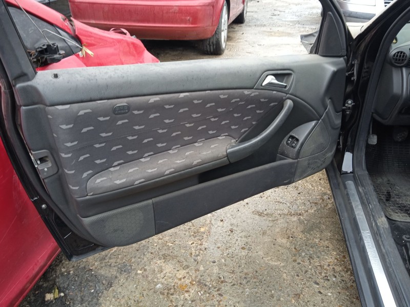 mercedes-benz clase c coupé (cl203) del año 2003