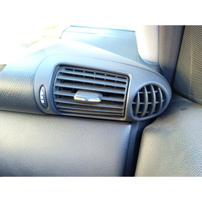 Recambio de aireador calefaccion para mercedes-benz clase c coupé (cl203) c 180 kompressor (203.746) referencia OEM IAM   