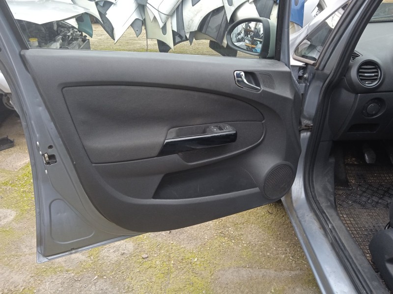 opel corsa d (s07) del año 2008