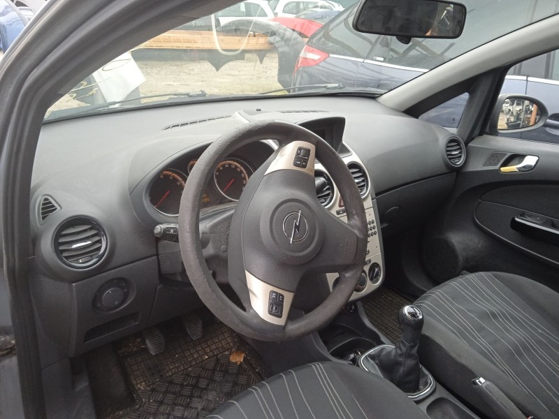 opel corsa d (s07) del año 2008