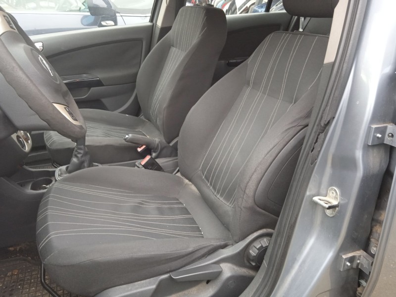 opel corsa d (s07) del año 2008