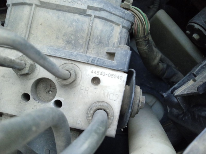 Recambio de abs para toyota avensis sedán (_t25_) 2.2 d-4d (adt251_) referencia OEM IAM   