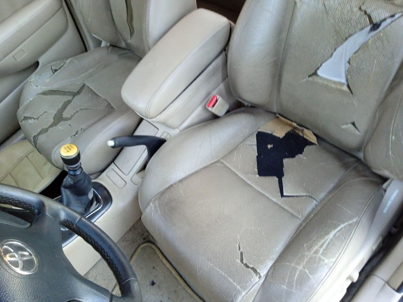 Recambio de juego asientos completo para toyota avensis sedán (_t25_) 2.2 d-4d (adt251_) referencia OEM IAM   