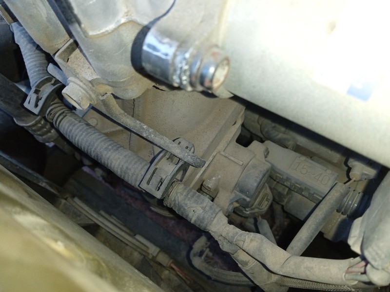 Recambio de caja mariposa para toyota avensis sedán (_t25_) 2.2 d-4d (adt251_) referencia OEM IAM 261000R010  