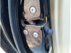 Recambio de cerradura puerta trasera izquierda para toyota avensis sedán (_t25_) 2.2 d-4d (adt251_) referencia OEM IAM 690600210