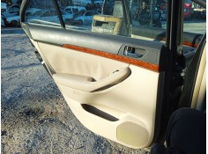 Recambio de guarnecido puerta trasera izquierda para toyota avensis sedán (_t25_) 2.2 d-4d (adt251_) referencia OEM IAM 67020051