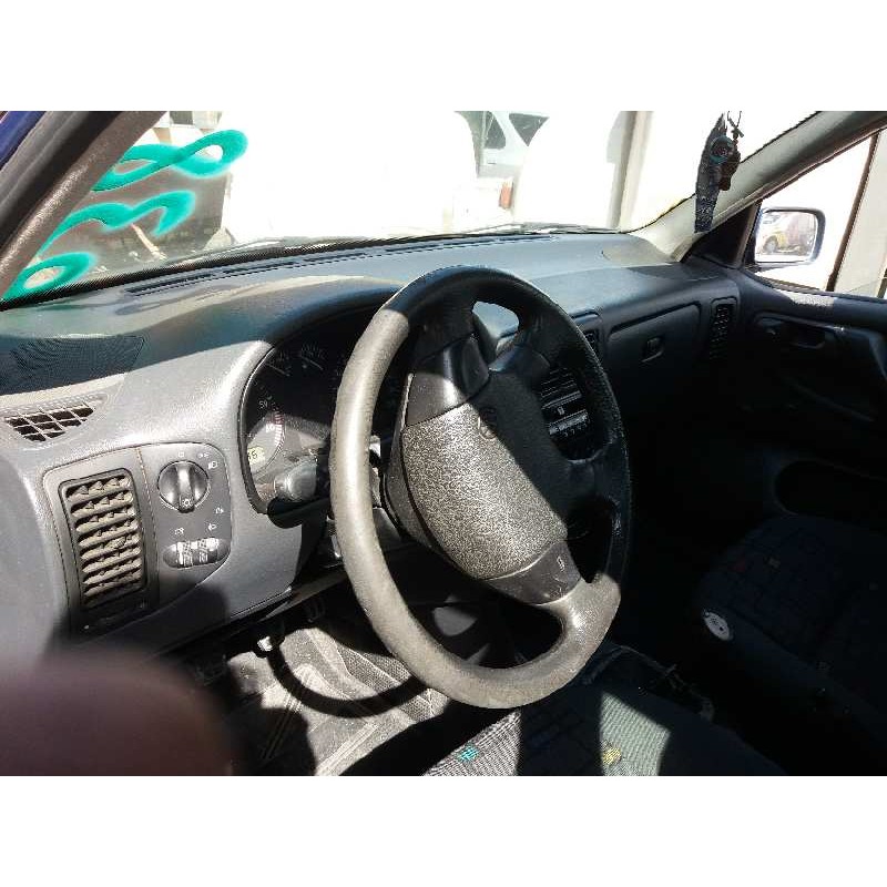 volkswagen polo berlina (6n1) 1.4   |   0.94 - ... | 1994 | 60 cv / 44 kw del año 1994