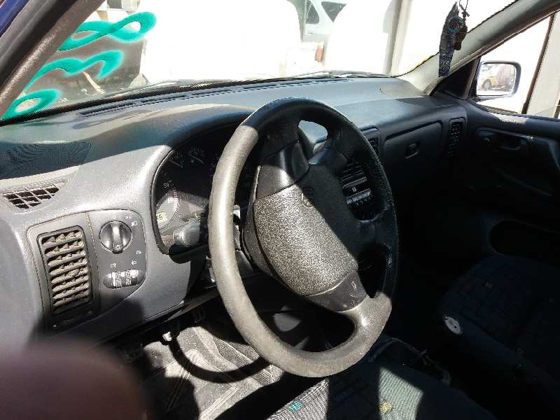 volkswagen polo berlina (6n1) 1.4   |   0.94 - ... | 1994 | 60 cv / 44 kw del año 1994