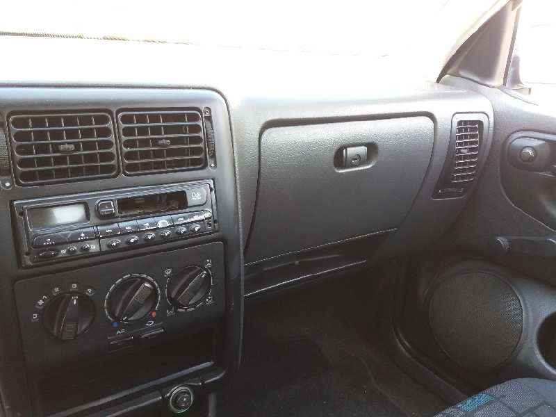 volkswagen polo berlina (6n1) 1.4   |   0.94 - ... | 1994 | 60 cv / 44 kw del año 1994