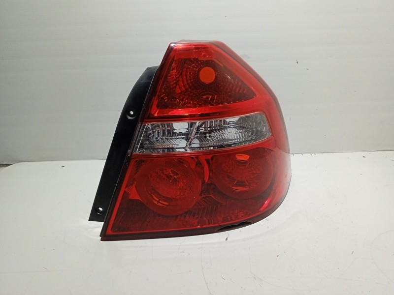 Recambio de piloto trasero derecho para chevrolet aveo / kalos sedán (t250, t255) 1.4 referencia OEM IAM 96943572  