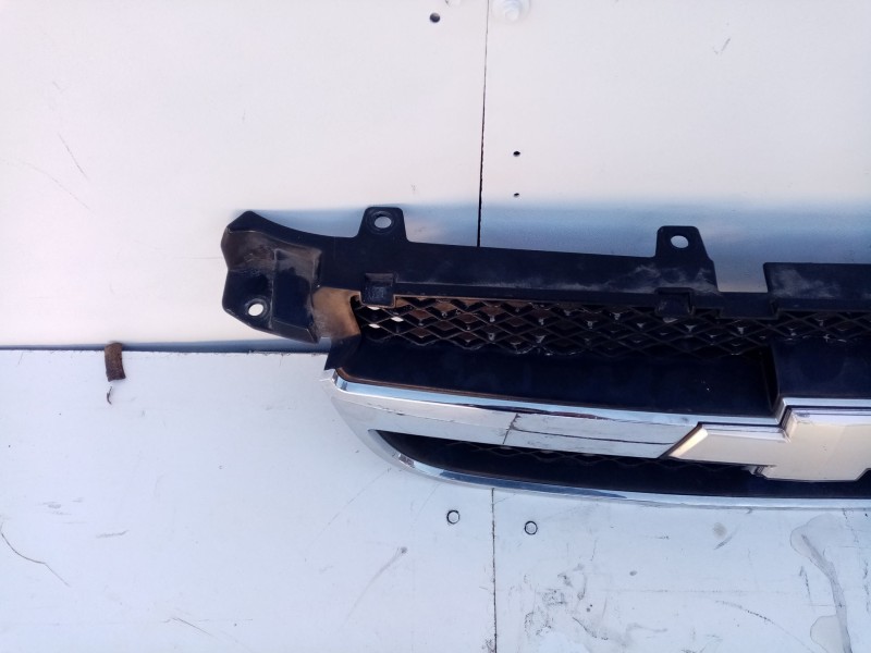 Recambio de rejilla delantera para chevrolet aveo / kalos sedán (t250, t255) 1.4 referencia OEM IAM 96648529  