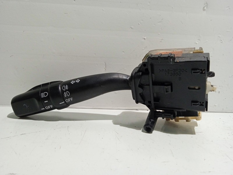 Recambio de mando luces para toyota avensis sedán (_t25_) 2.2 d-4d (adt251_) referencia OEM IAM 173650  