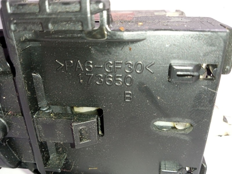 Recambio de mando luces para toyota avensis sedán (_t25_) 2.2 d-4d (adt251_) referencia OEM IAM 173650  