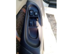 Recambio de mando elevalunas delantero izquierdo para nissan almera ii hatchback (n16) 2.2 di referencia OEM IAM 80961BM510  
