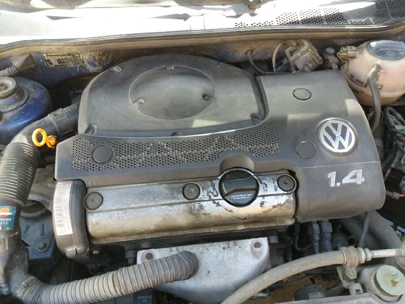 volkswagen polo berlina (6n1) 1.4   |   0.94 - ... | 1994 | 60 cv / 44 kw del año 1994