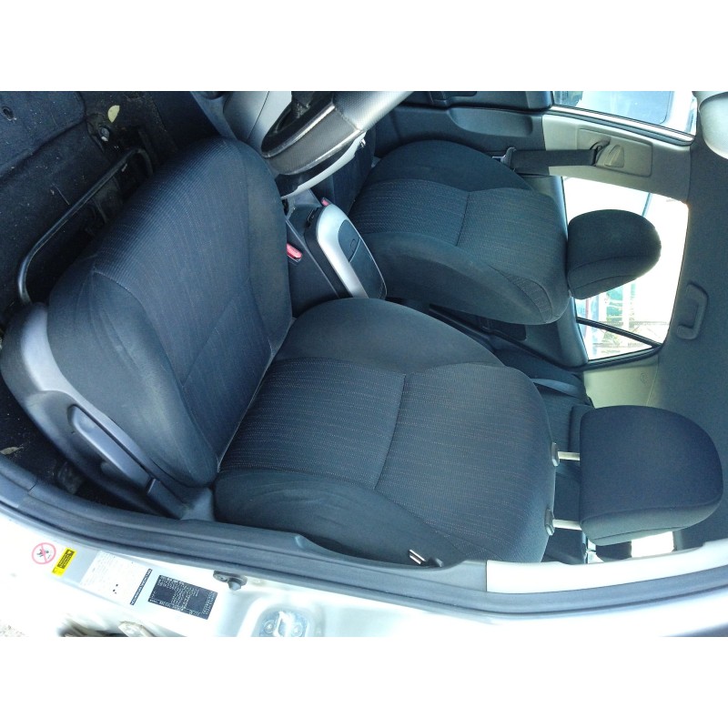 Recambio de asiento delantero izquierdo para toyota auris (_e15_) 1.4 d-4d (nde150_) referencia OEM IAM 7202002240  