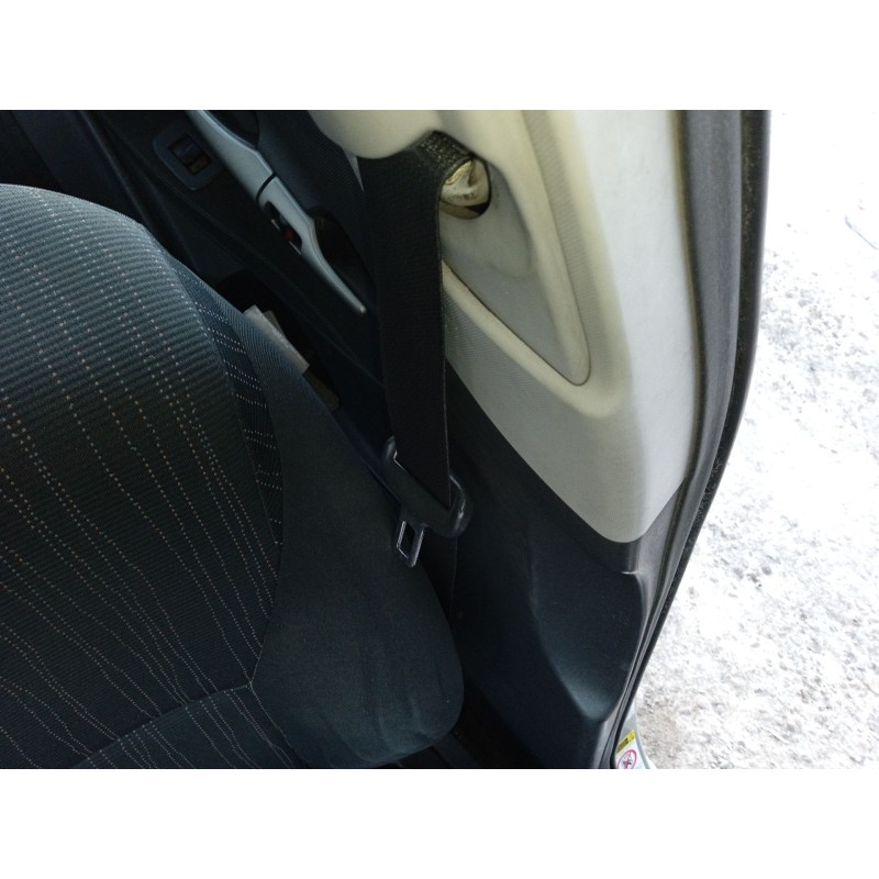 Recambio de cinturon seguridad delantero izquierdo para toyota auris (_e15_) 1.4 d-4d (nde150_) referencia OEM IAM 7322002120  