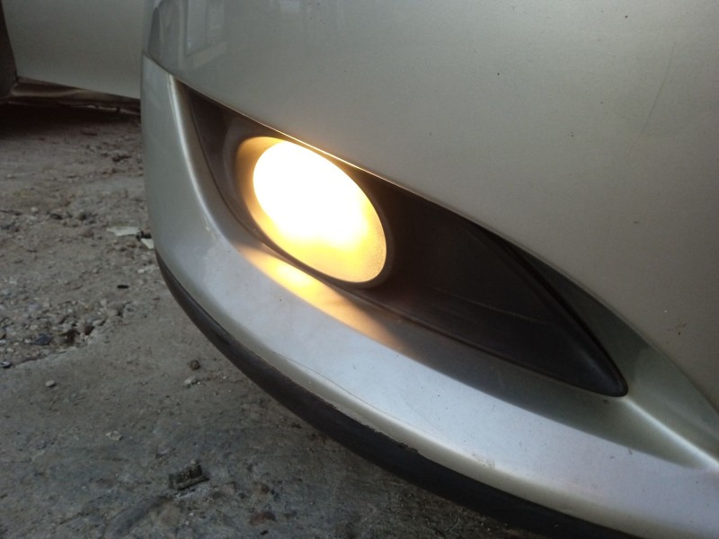 Recambio de faro antiniebla derecho para toyota auris (_e15_) 1.4 d-4d (nde150_) referencia OEM IAM 8148102050  