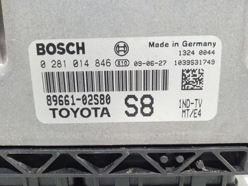 Recambio de centralita motor uce para toyota auris (_e15_) 1.4 d-4d (nde150_) referencia OEM IAM 8966102S80 0281014846 