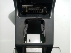 Recambio de consola central para renault r9 referencia OEM IAM 77006846756 A26106723R  2